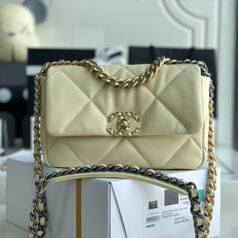 Chanel 19 Bags - Click Image to Close